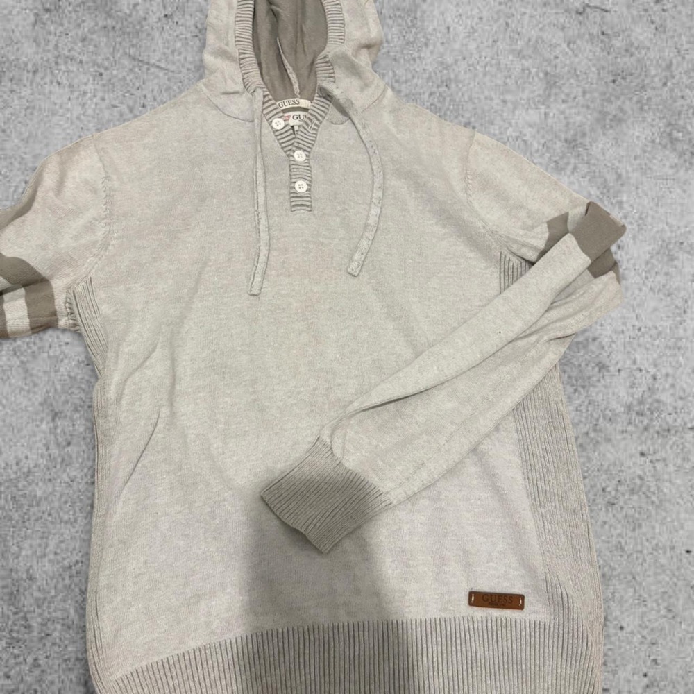 Grey hoodie